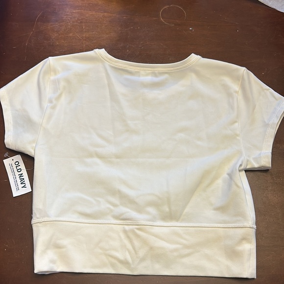 Old Navy “PowerChill Ultra Crop Top T-Shirt” Size xs - Picture 4 of 5